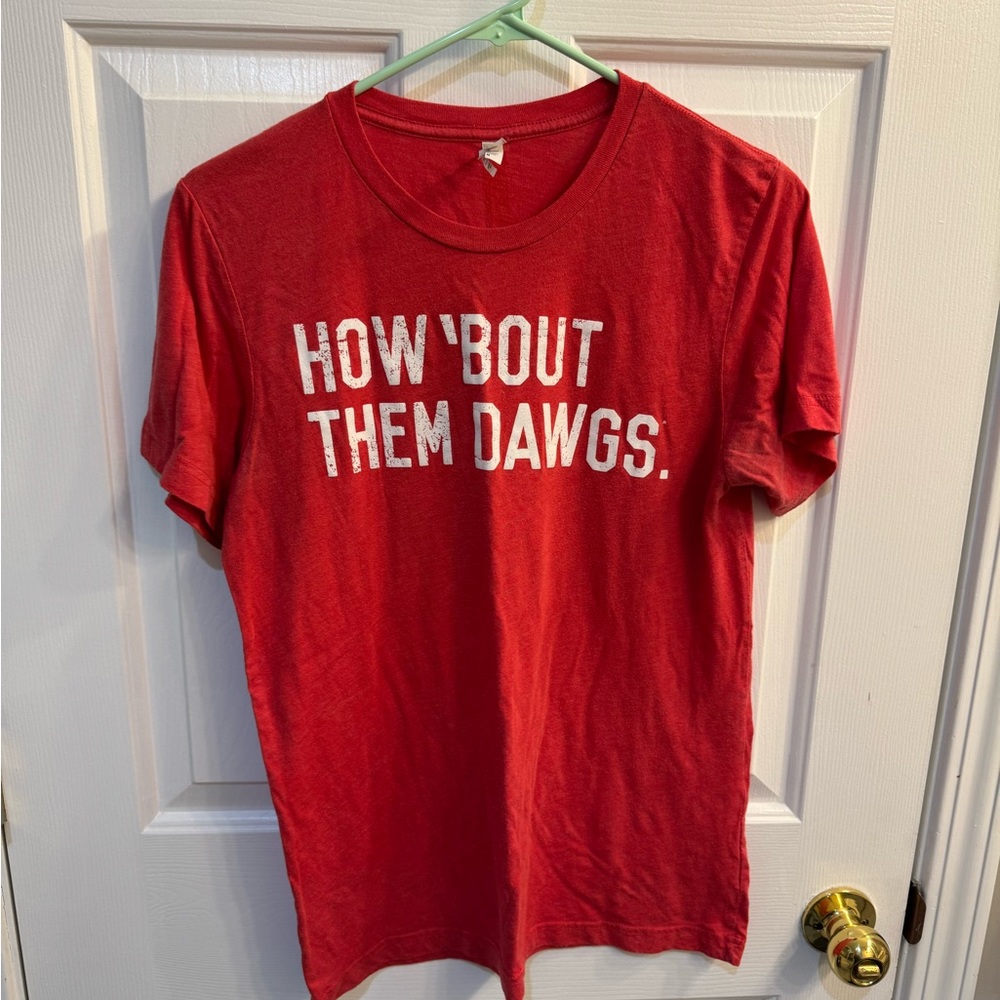 How Bout Them Dawgs Red T-shirt Size Med UGA Georgia Bulldogs
